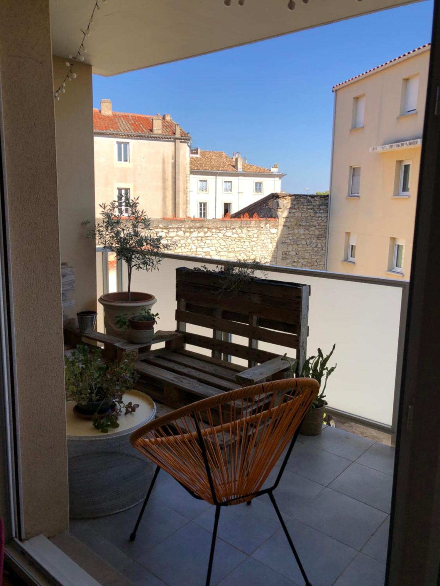 Bel Appartement Nimois Au Calme Avec Balcon Nîmes Exteriér fotografie