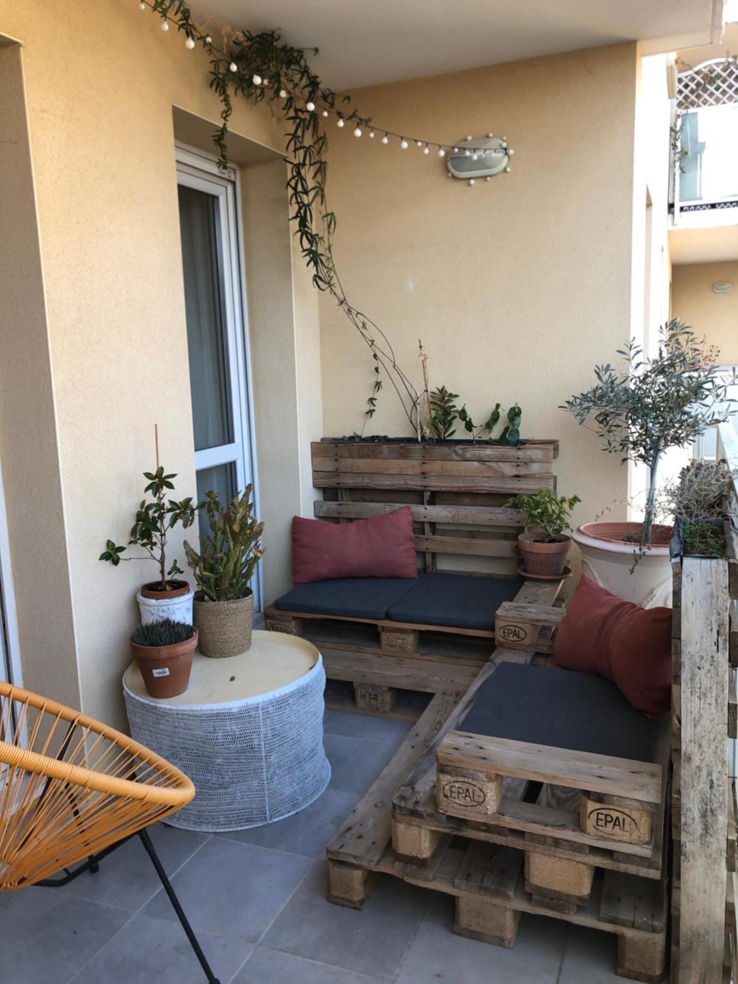 Bel Appartement Nimois Au Calme Avec Balcon Nîmes Exteriér fotografie
